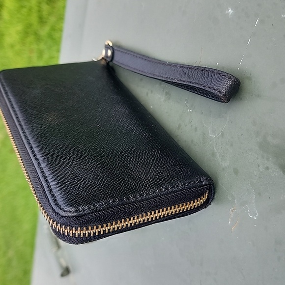 Michael Kors black Leather Wristlet Wallet - Picture 4 of 14